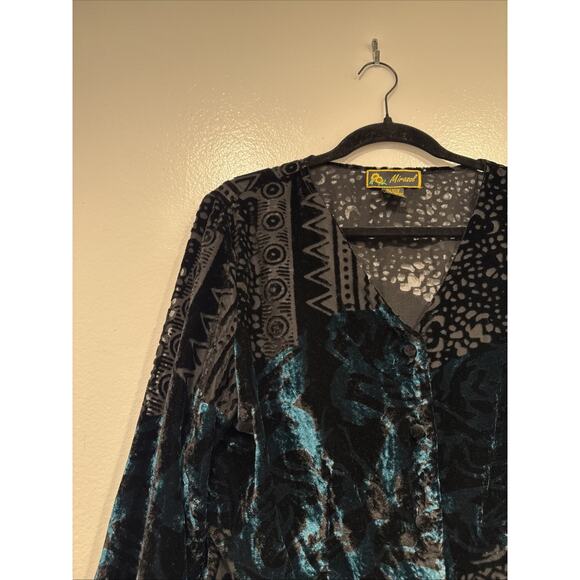 Mirasol Velvet Burnout Blouse Women’s Black Green Button Front Whimsigoth Top - Picture 3 of 11